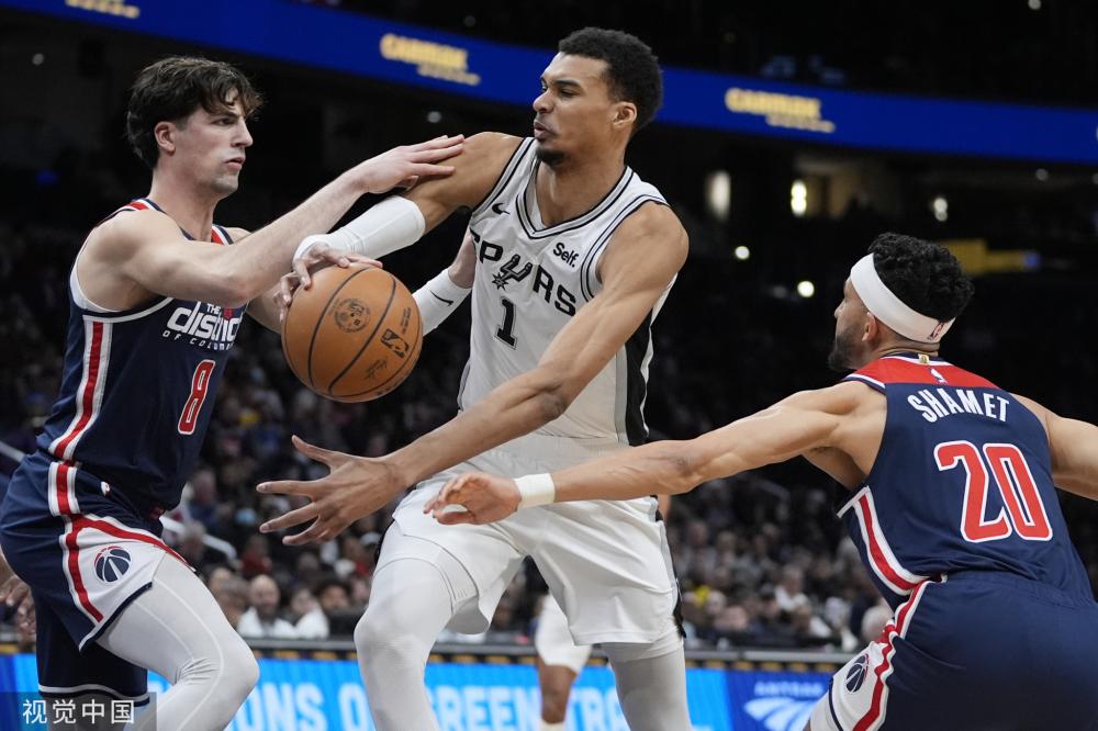 门虎顽强的 门虎顽强的