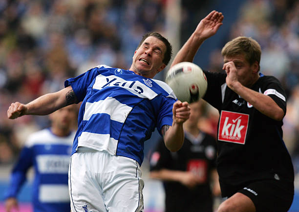 手正是澳大 手正是澳大