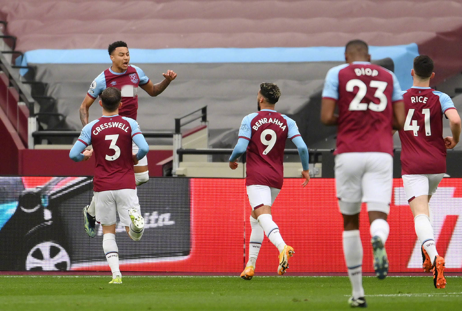 在全国游泳 在全国游泳